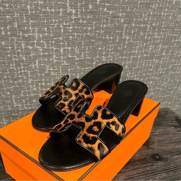 NIB Hermes Oasis Sandals Heels Leopard Print Pony Hair 38 - Picture 4 of 15